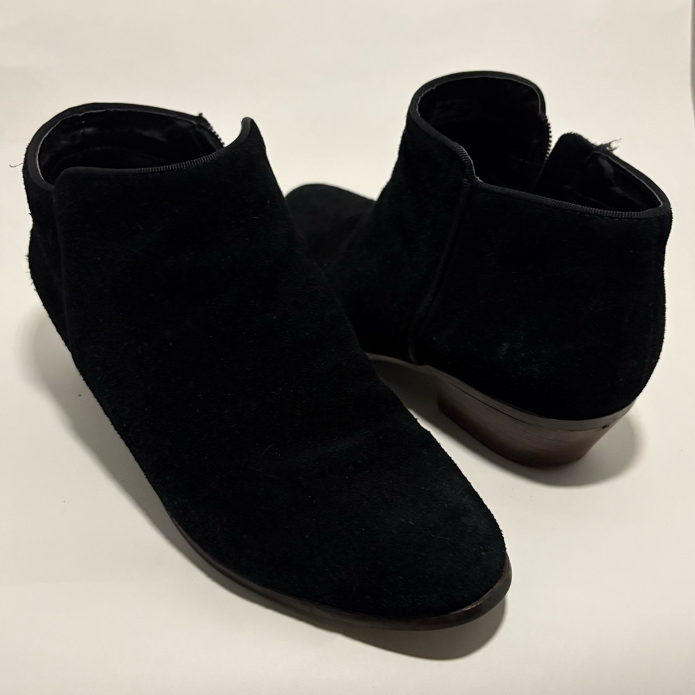 Crown Vintage Tabitha Black Suede Ankle Boots Women’s Size 6.5 career western